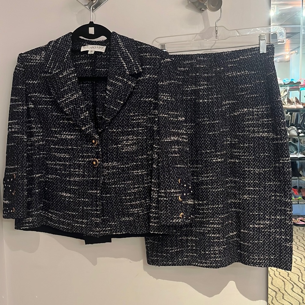 St. John Two Piece Set